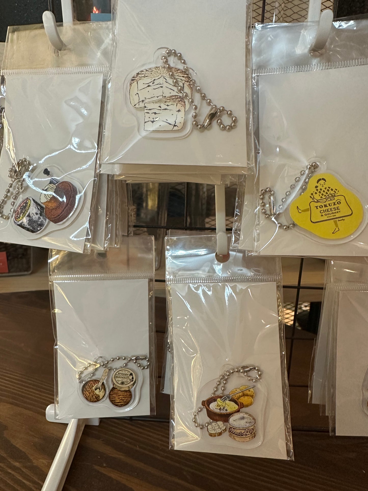 アクリルキーホルダー