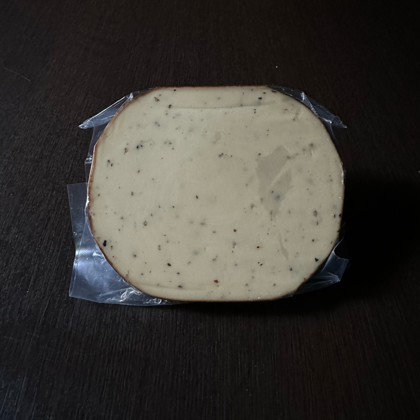 スモークチーズ ブラックペッパー