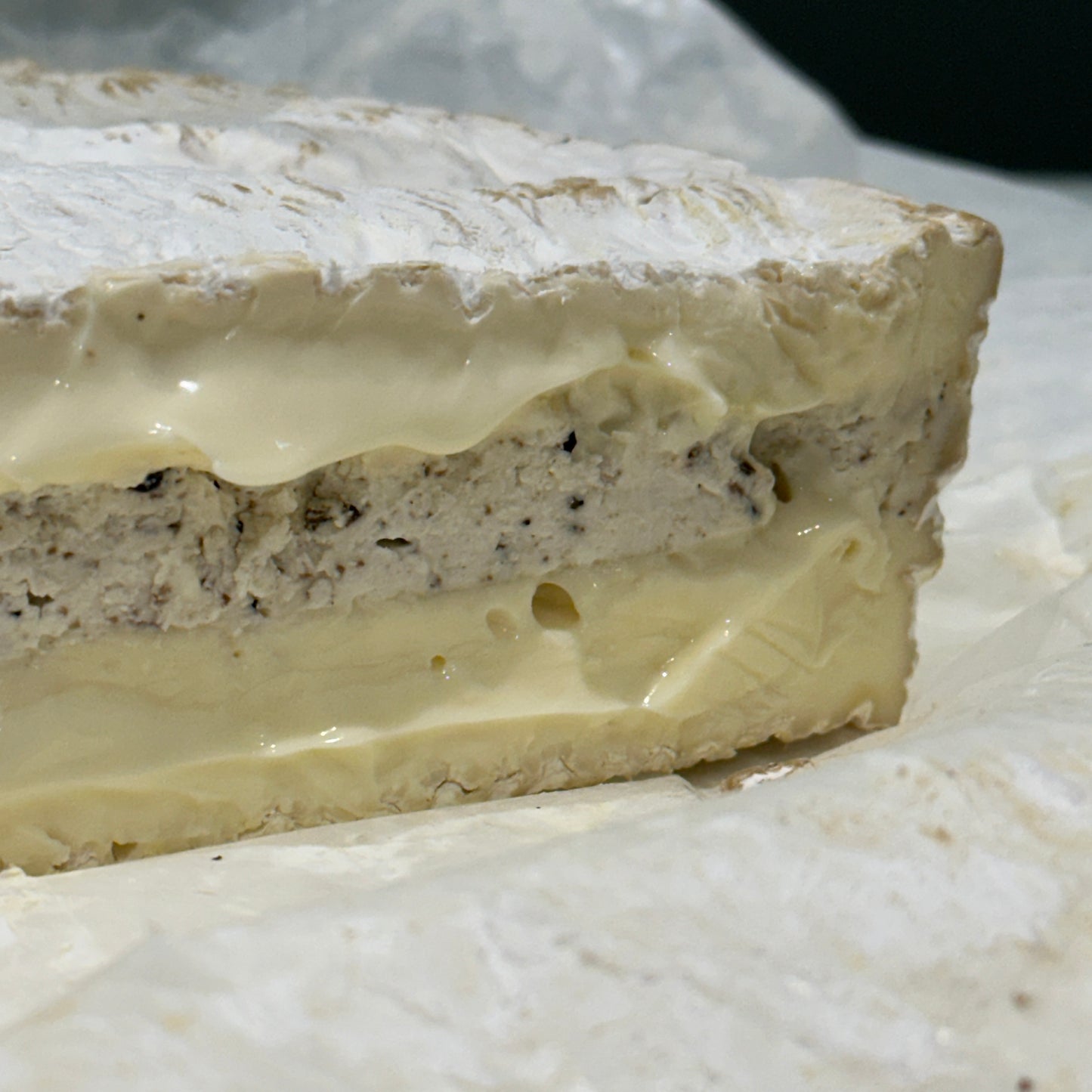 ブリ ド モー トリュフ AOP